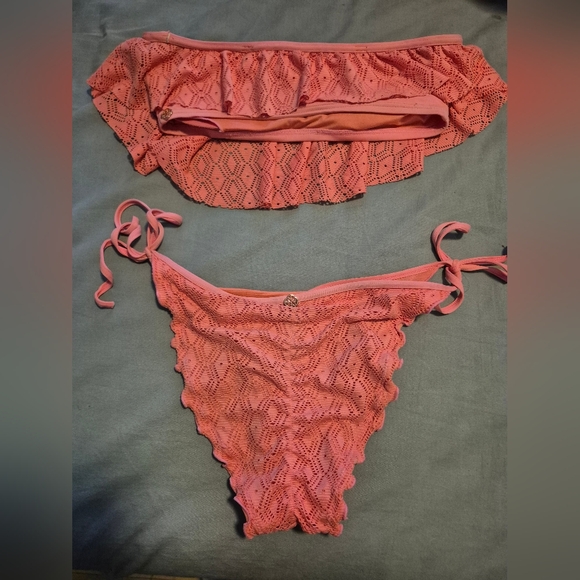 Pink Lace Bikini Set - Picture 4 of 4